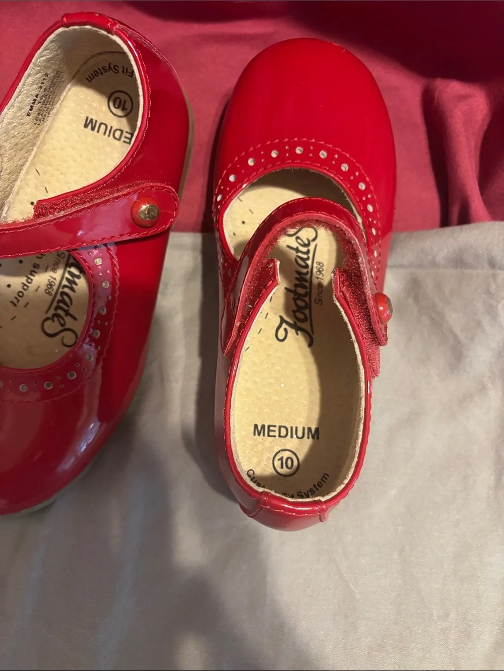 FootMates Red Patent Mary Jane Dress Shoes for Kids